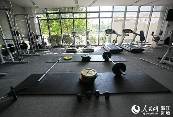 力量训练房内景。章勇涛 摄