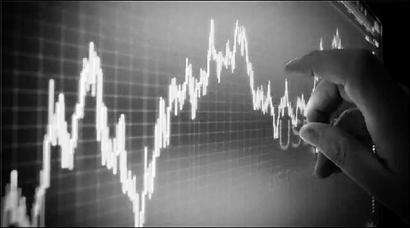 沪指深V大逆转涨2.92%沪深两市超过300股涨