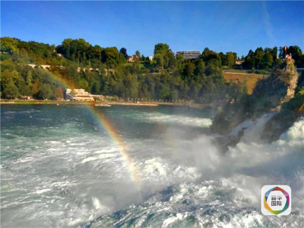 中瑞建交65周年:在瑞士与中国不期而遇|导游|游