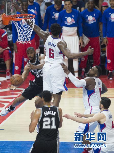 NBA规则因谁改? 内线猛兽太无解 联盟挺黄绿