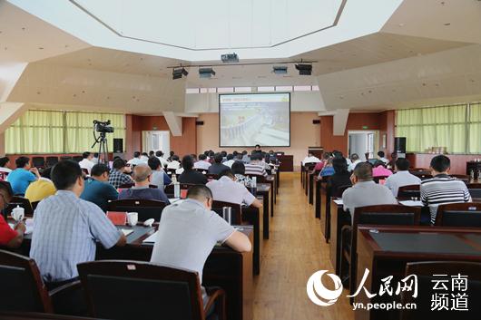 云南少数民族年轻干部学员学习绥江经验|群众