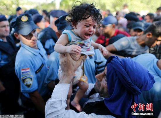 民涌入引发欧洲多国边境管制 撕裂欧盟团结|难