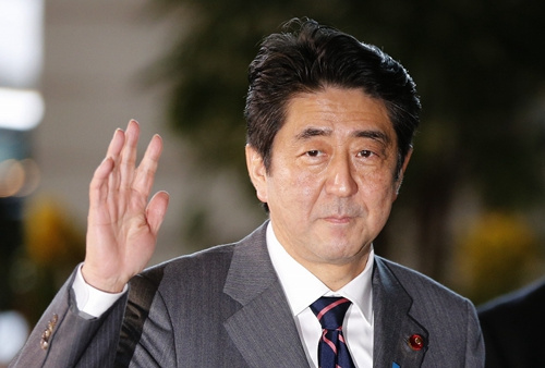 日媒:安倍经济学将亮新三支箭 前景不明朗|日