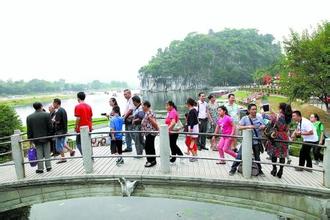 家庭月总收入_常熟旅游总收入(3)