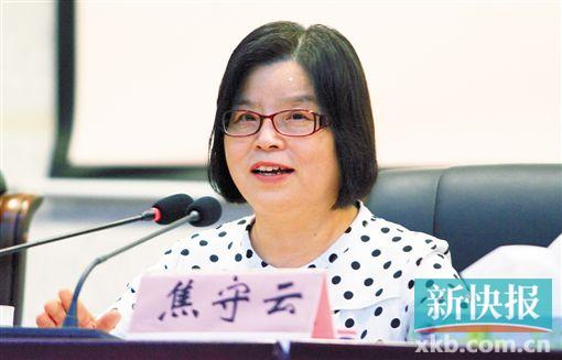 ■焦守云讲述父亲焦裕禄的故事。新快报记者 祝贺/摄