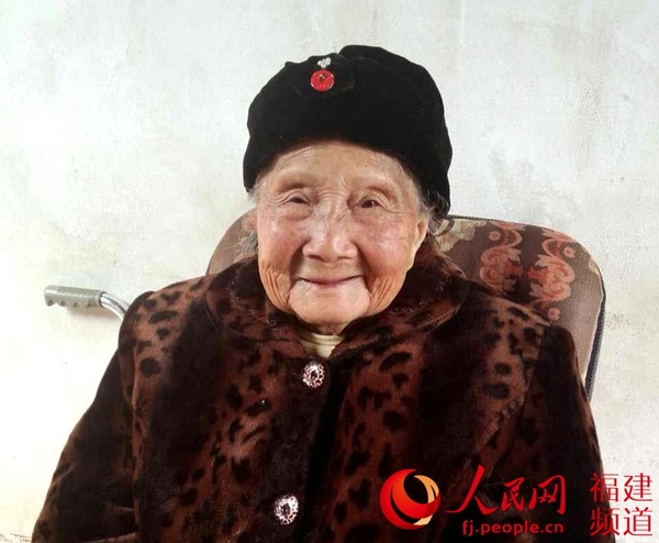 98岁的老寿星张破