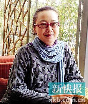 张思燕    广东省美术家协会少儿艺委会副主任兼秘书长