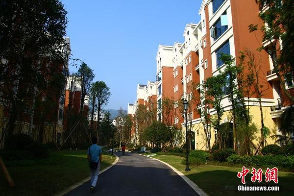 重庆 高校 建筑惊呆网友  宿舍似洋房 食堂像别墅