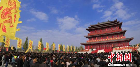 甘肃正宁县举行黄帝像落成典礼|黄帝|文化