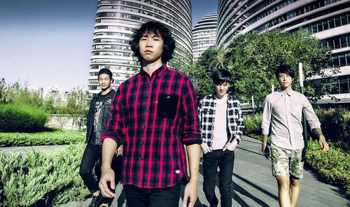 隔壁团乐队新曲《我不吃你这一套》首发|乐团|乐队_凤凰娱乐