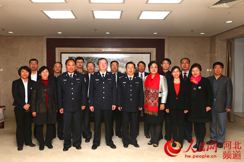 河北省公安厅首聘15名法律顾问 将参与重大决