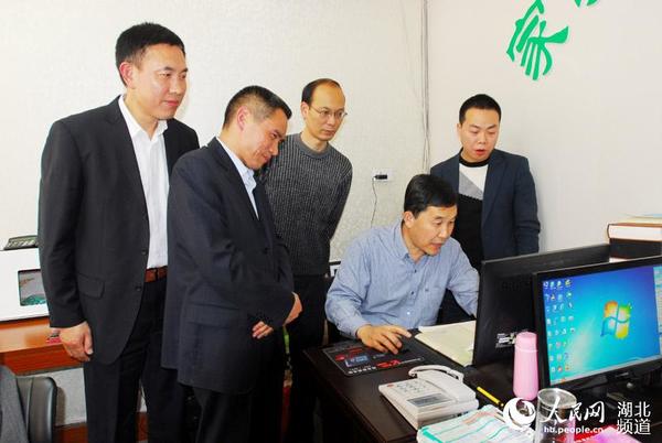 各级领导调研考察“湖北淘宝第一村”发展情况