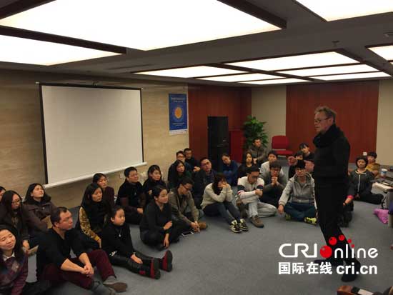 　波兰导演仁钦斯基为中国学员讲述波兰大师康托尔的戏剧理论　