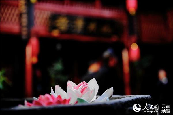 严家大院的一砖一瓦、一梁一柱都是百年前的遗存 人民网 薛丹 摄