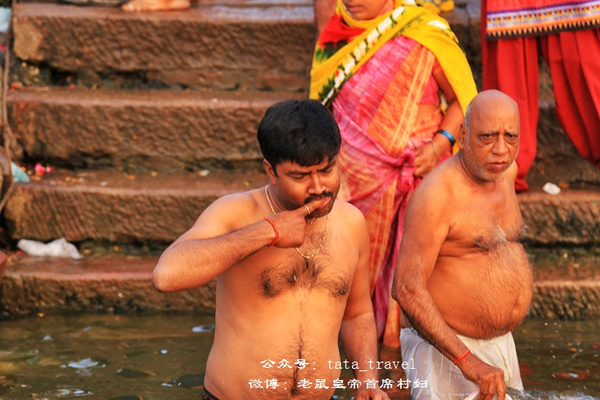 去飘着尸体的恒河洗个澡（印度连载44） <wbr>