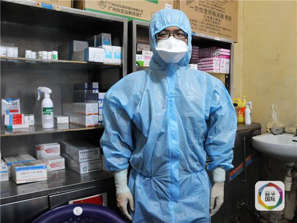 　　图为身着防护装置的林晓蔚。