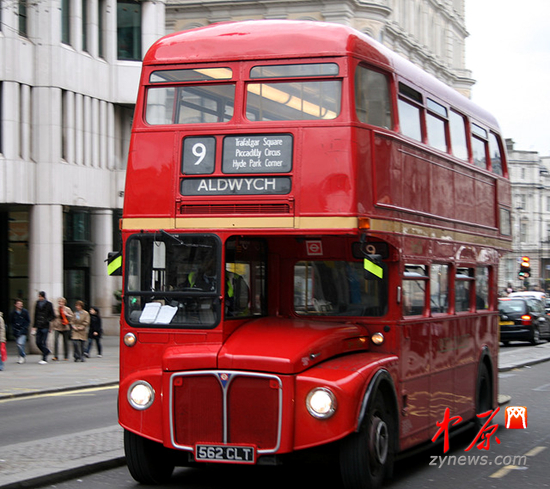 看看是不是和英国双层巴士很像？（网络图）