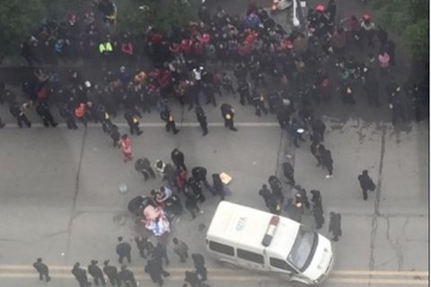 城管执法车。网络图片