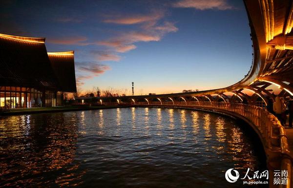 古滇文化旅游名城一角风光。人民网 薛丹 摄