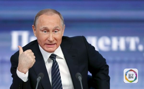 　　11月17日，普京在记者会上讲话。（图片来源：新华／路透）