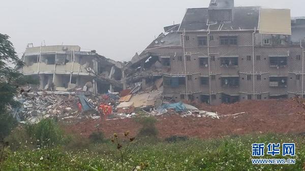 这是12月20日拍摄的事故现场。新华社记者 白瑜 摄