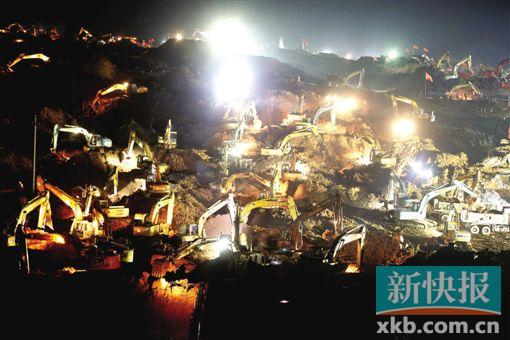 ■争分夺秒抢救失联人员。