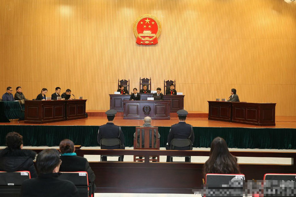 12月24日，法庭现场。北京三中院微博图