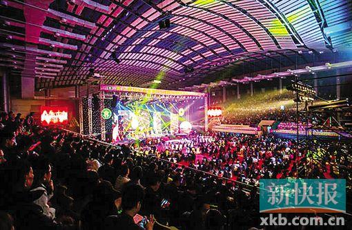 ■慈善筹款晚会,上千海内外乡亲、港澳台同胞以及社会各界会聚一堂畅想“文明沙溪”新明天。 (通讯员供图)