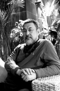 陆树铭 fd18f06e-bc99-423a-90a1-00ac768b09ff_size16_w199_h300.jpg