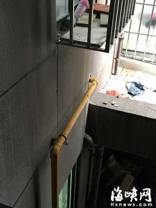 福州一小区7幢高层住宅 公用燃气管都在户内|小