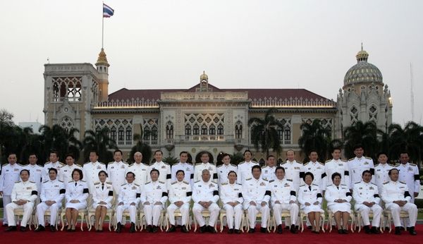 泰国新宪法草案改游戏规则|军政府|政党