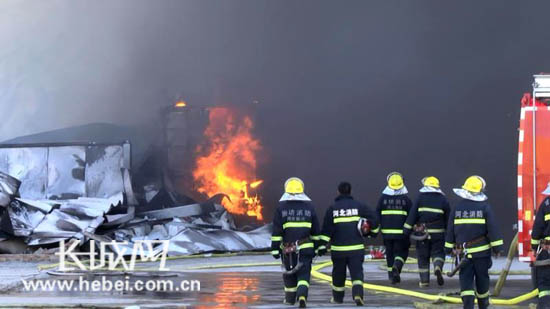 《进皇城》未映先火 香河消防英勇扑救无人伤