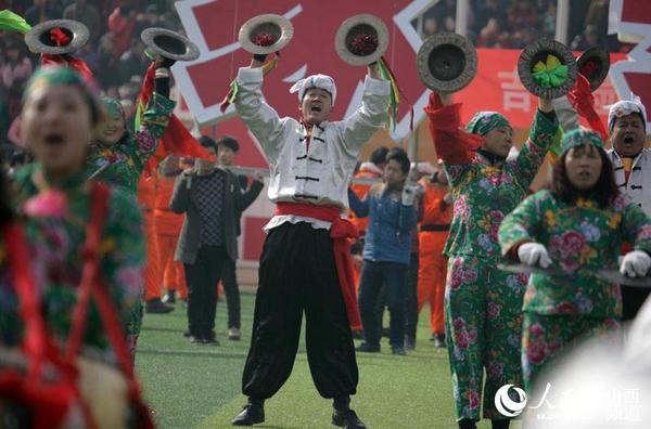 贾根生 刘润田 摄