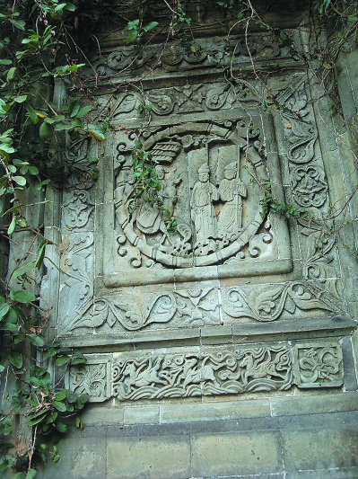 廌山书院内的砖雕“策马出巡”