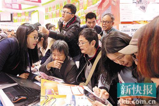 ■2月25日,2016年广州国际旅游展览会在中国进出口商品交易会展馆(琶洲展馆)举行。    新快报记者    宁彪/摄