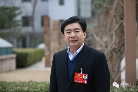 【两会专访】广东政协主席王荣如何看待委员履