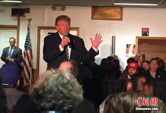 特朗普言论成动员令 拉美移民纷纷申请入籍美