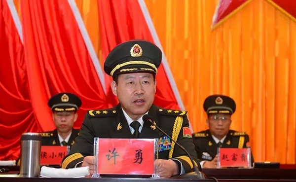 军队人大代表,西藏军区司令员许勇:为将者当有"互联网思维"