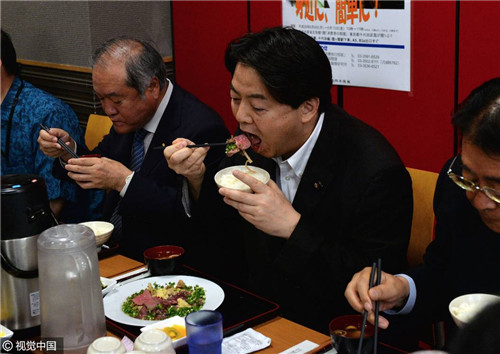  日本 再次捕杀 333头 鲸鱼 其中包括怀孕母 鲸 |捕