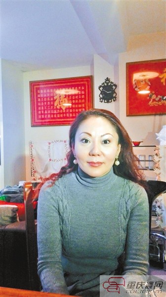 景菁家里全是中国元素的十字绣。