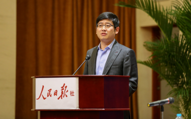芝麻开花董事局主席安志成上台发言