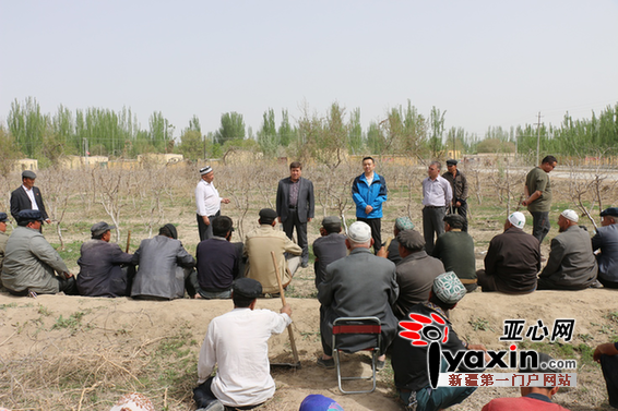 　　住战斗村工作组介绍专家教授图片