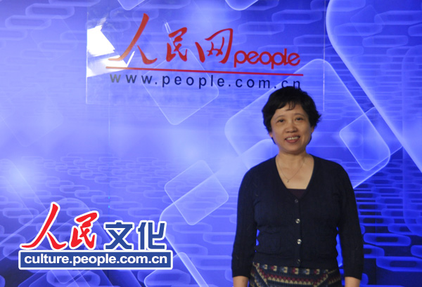 北京出版集团党委书记、董事长钟制宪做客人民网文化频道。（记者许心怡摄）