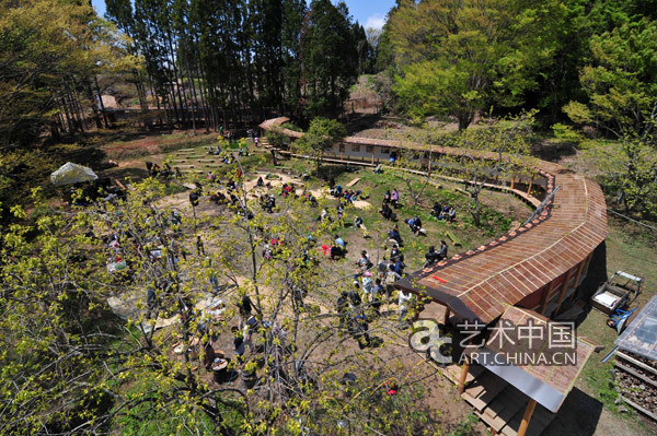 《回廊美术馆》落成於日本福岛县磐城市 2013年 小野一夫摄，蔡工作室提供