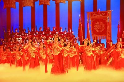 由陕西演艺集团歌舞剧院打造的大型原创乐舞诗《大唐赋》于2008年在陕西首演，全面展现了以唐都长安为历史剖面的盛唐文化气象。