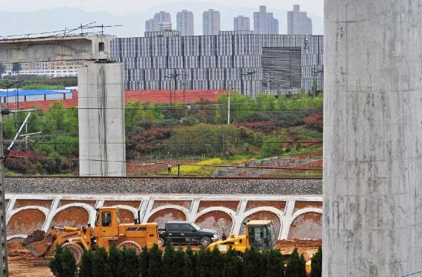 耕地机_山东人均耕地