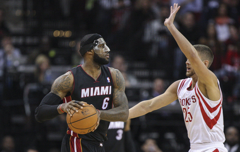 霍华德22+16林书豪7分 火箭终结热火8连胜|火