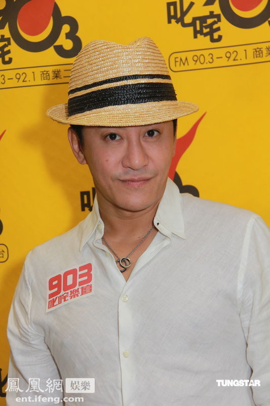 毛宁宣传新歌感情获祝福 尊重伴侣不张扬