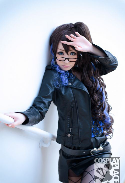 黑丝网袜诱惑!极品御姐演绎假面骑士