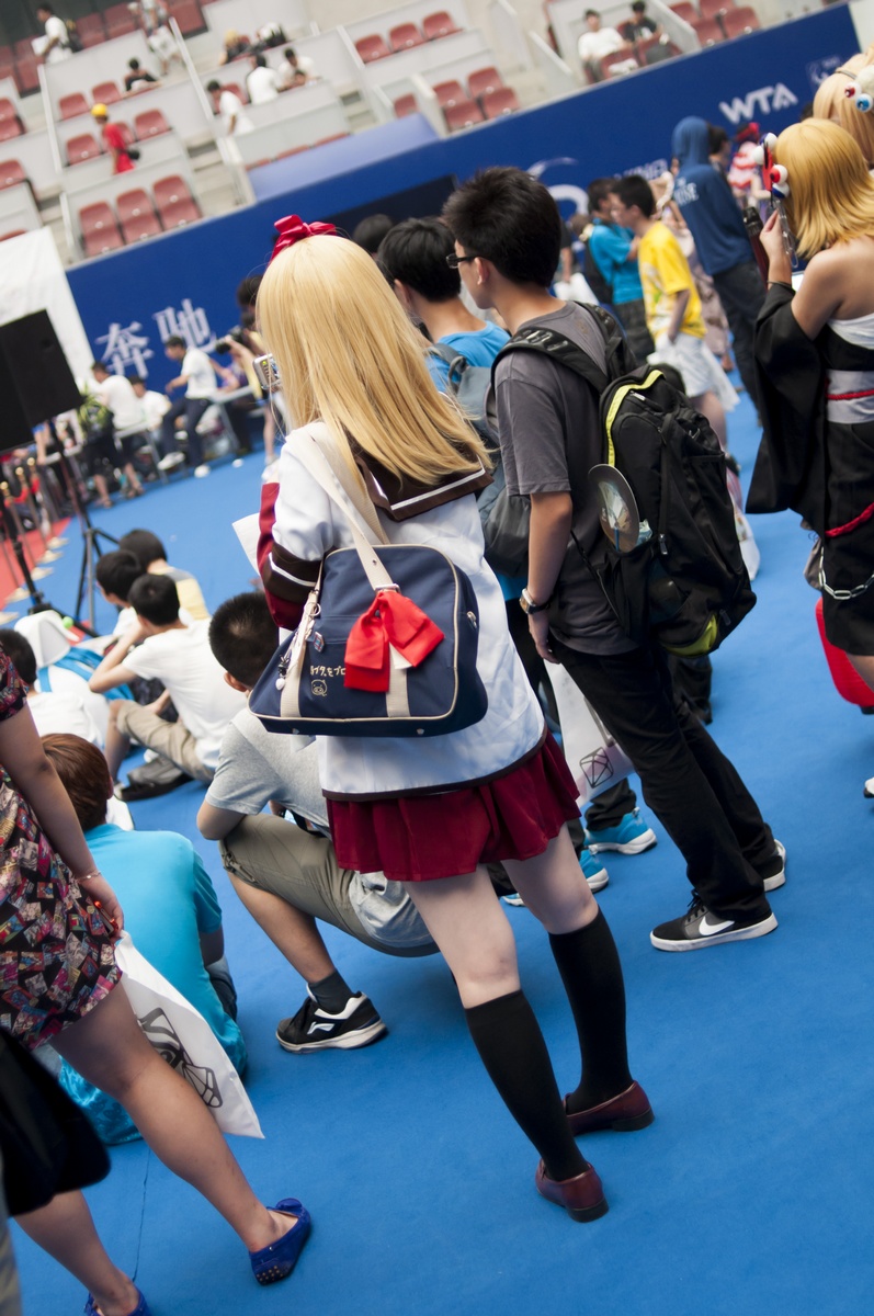 见崎鸣<em>现在</em>也<em>很红</em>啊!<em>妹子</em>有点微笑就好看多了